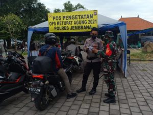 Dandim 1617/Jembrana Letkol Inf Hasrifuddin Haruna, S.sos., melakukan inspeksi mendadak (Sidak) ke Pos Penebalan Gilimanuk, Rabu (19/5/2021).