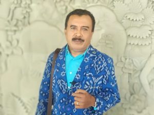 Blasius Naya Manuk.