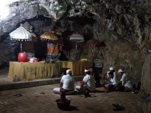 Pura Gedong Pingit