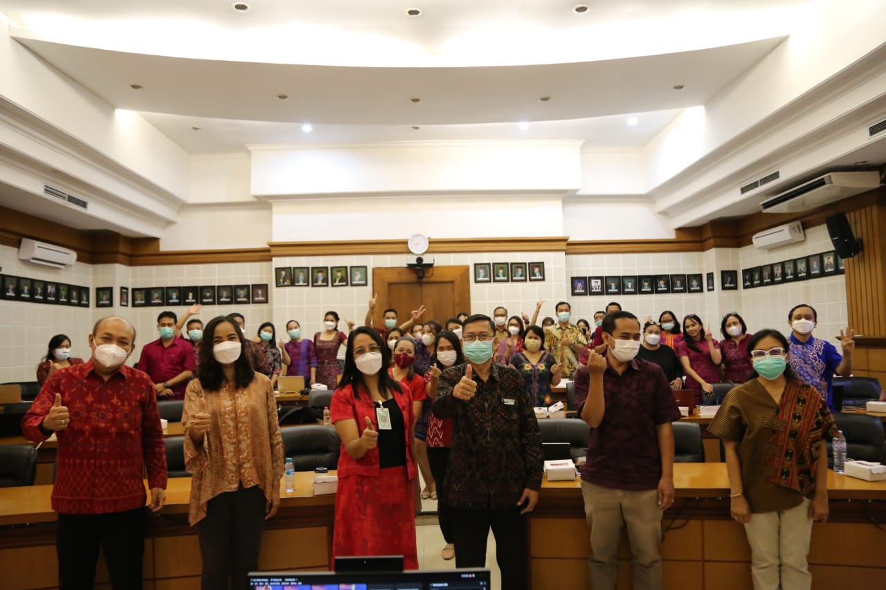 Tingkatkan Kemampuan Menulis Ilmiah dan Publikasi,