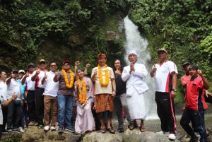 Sekda Adi Arnawa Resmikan DTW Air Terjun Goa Gong