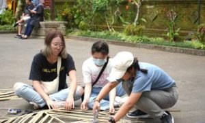 Internasional Workshop Bambu di Penglipuran, Kolaborasi Unwar dengan Utar Malaysia