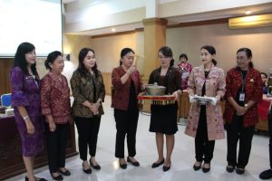 Ny. Antari Jaya Negara Buka Seminar IGTKI-PGRI Kota Denpasar