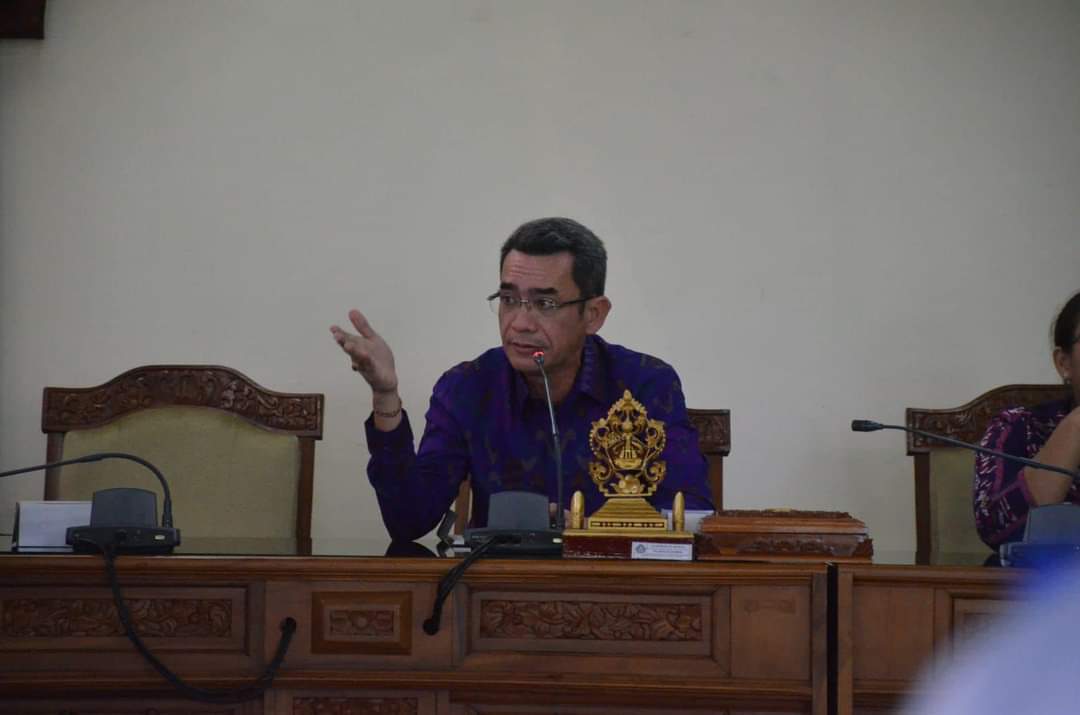 Macet Menuju Pelabuhan Sanur