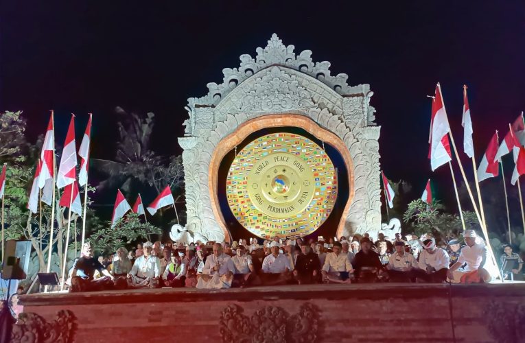 Doa Bersama untuk Kedamaian Dunia