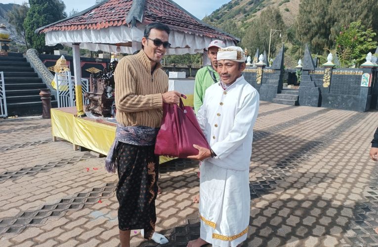 Turut Jaga Kesehatan Pemuka Agama, FK Unud Berikan Layanan Kesehatan
