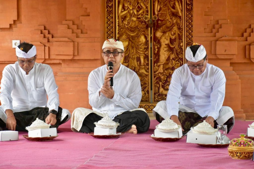 Tutug Bulan Pitung Dina Akhiri Rangkaian Karya Padudusan Agung lan Ngenteg Linggih Pura Agung Jagatnatha Denpasar