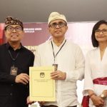 Walikota, I Gusti Ngurah Jaya Negara miwah Wakil Walikota Denpasar, I Kadek Agus Arya Wibawa ngmiletin Rapat Pleno Terbuka Penetapan Pasangan Calon Walikota miwah Wakil Walikota kapilih Kota Denpasar, Wreaspati Umanis Wuku Ugu.(9/1)  ring Prime Plaza Hotel, Sanur.