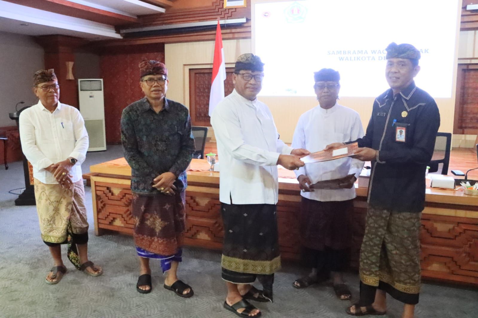 WhatsApp Image 2025-05-16 at 17.00.08