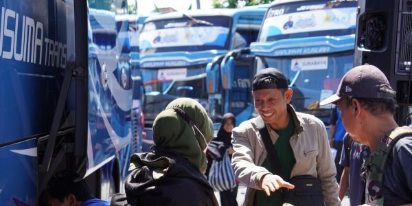 Ilustrasi masyarakat yang akan mudik dengan memanfaatkan Mudik Aman Berbagi Harapan dari PLN.