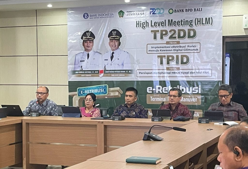 High Level Meeting (HLM) Tim Pengendalian Inflasi Daerah (TPID) dan Tim Percepatan dan Perluasan Digitalisasi Daerah (TP2DD) di Jembrana.