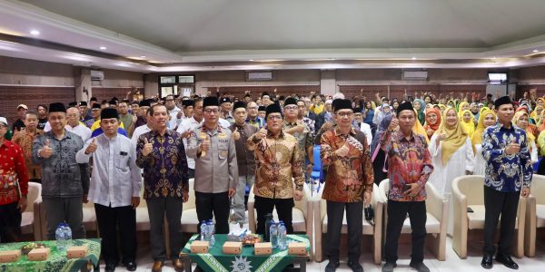 Momen Buka Puasa Bersama Forum Keluarga Alumni Ikatan Mahasiswa Muhammadiyah, Kamis (12/3) di ITB STIKOM Bali.
