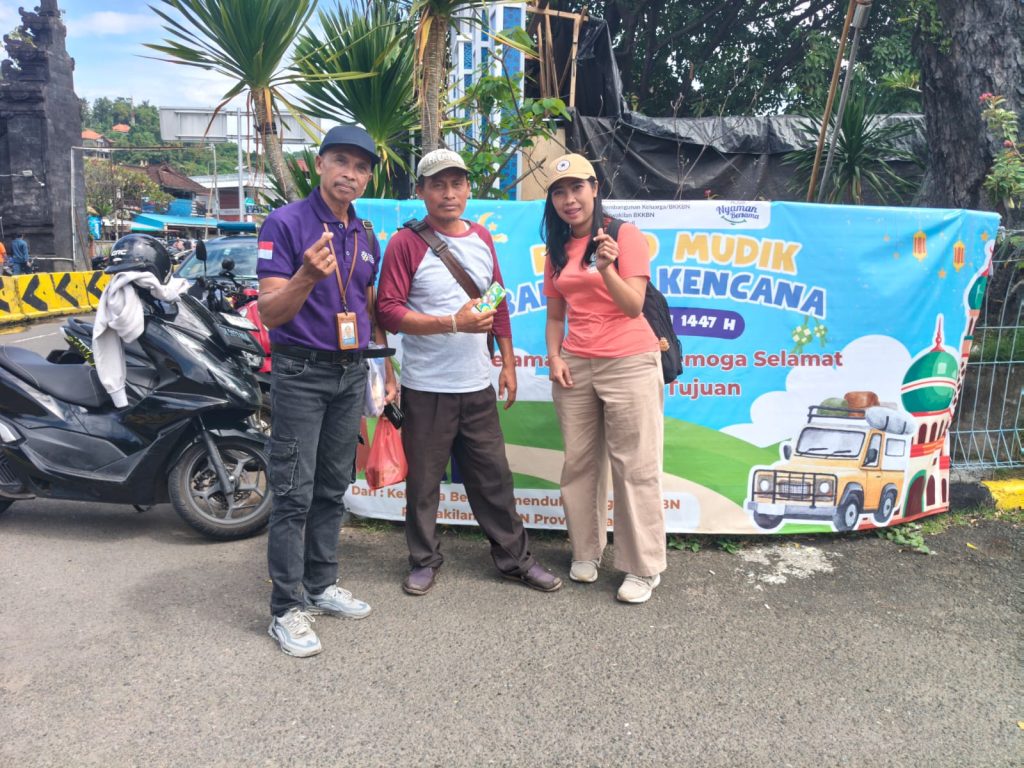 Kehadiran PKB dan PLKB di posko mudik Padangbai.