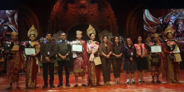 Grand Final Pemilihan Duta GenRe Kota Denpasar 2026 digelar di Gedung Dharma Negara Alaya, Selasa (7/4), sebagai ajang edukasi dan konsultasi generasi muda terkait perencanaan masa depan dan isu kesehatan remaja.