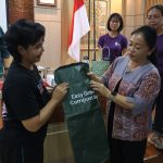 Bunda Literasi Kota Denpasar, Ny. Sagung Antari Jaya Negara, memimpin penguatan literasi pengolahan sampah berbasis sumber bagi 248 kader TP PKK dan Posyandu Denpasar Barat guna mendorong pengelolaan sampah dari rumah, Minggu (12/4).
