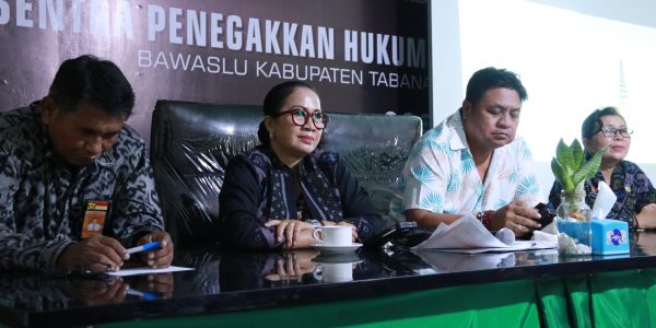 Evaluasi Pelaksanaan Pemutakhiran Data Pemilih Berkelanjutan (PDPB) Triwulan I Tahun 2026, Selasa (14/4) di Tabanan.