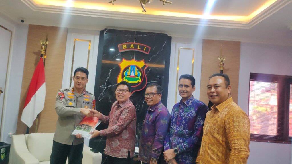 Pansus TRAP DPRD Bali saat Audiensi ke Mapolda Bali, Selasa (14/4).