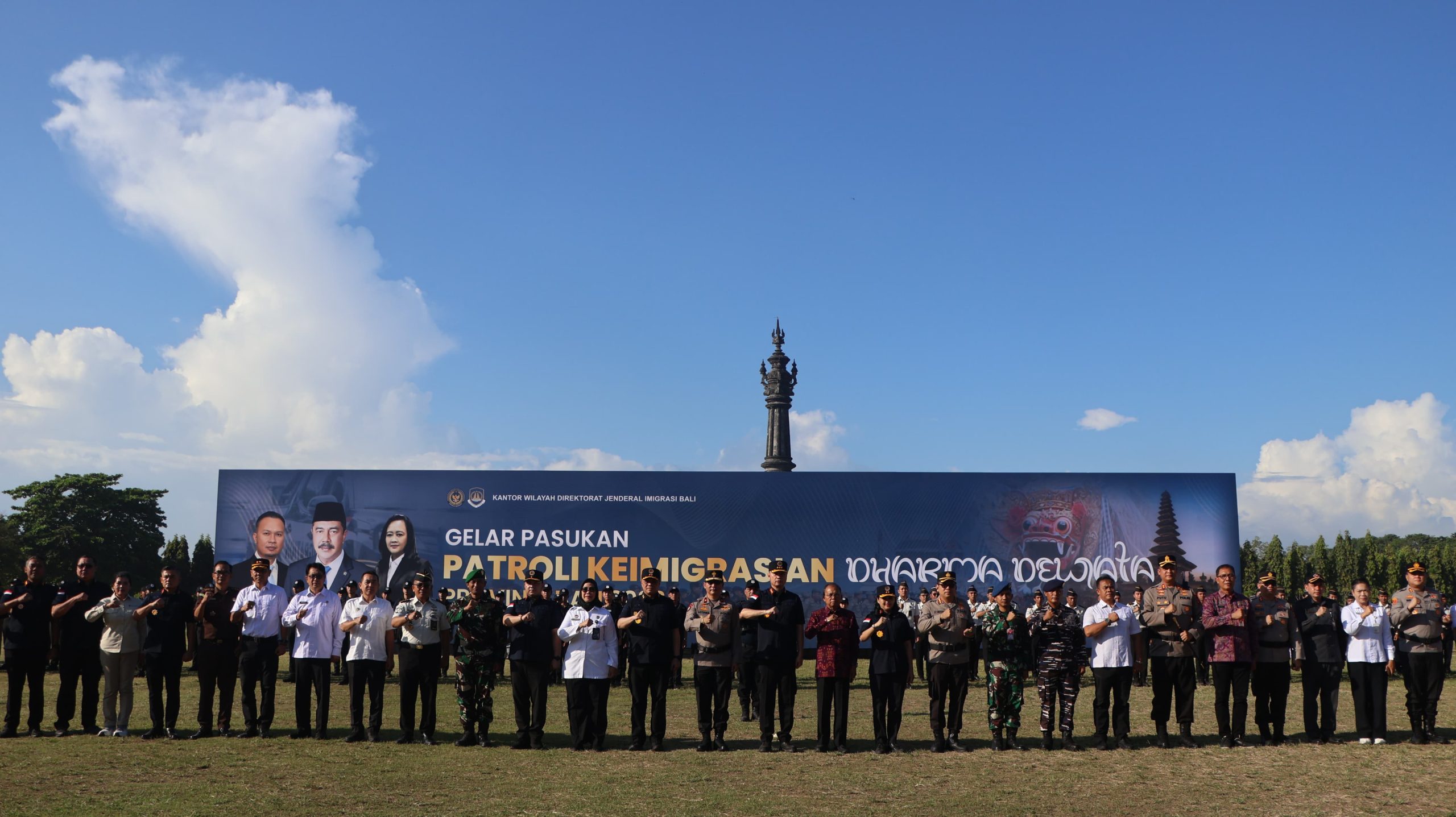 Apel Pasukan Keimigrasian di Lapangan Puputan Renon, Rabu (15/4).