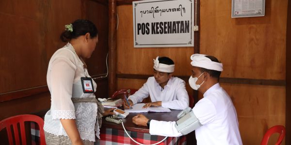 Pos Kesehatan di Kawasan Suci Besakih selama IBTK.