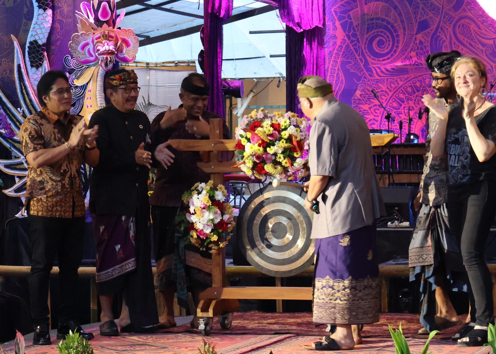 Pembukaan Bali Spirit Festival 2026 di Puri Padi Ubud pada Rabu 15 April 2026.