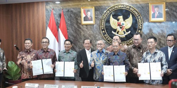 Wali Kota Denpasar, I Gusti Ngurah Jaya Negara, menandatangani PKS PSEL Tahap I di Jakarta, sebagai langkah konkret Pemkot Denpasar mempercepat pengolahan sampah berbasis energi.