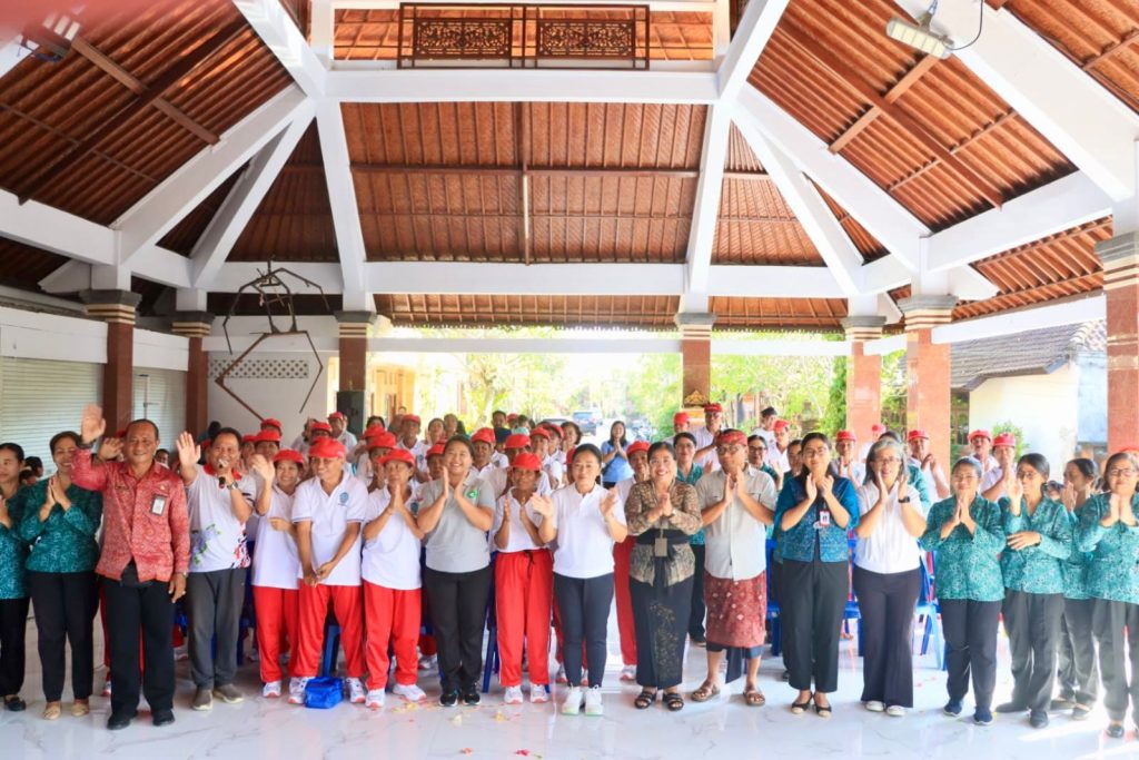 Pelaksanaan penutupan Posyandu Paripurna dan Sinergi Posyandu 6 SPM di Kecamatan Denpasar Timur resmi ditutup pada Jumat (24/4).