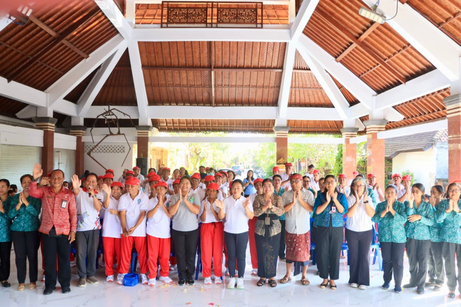 Pelaksanaan penutupan Posyandu Paripurna dan Sinergi Posyandu 6 SPM di Kecamatan Denpasar Timur resmi ditutup pada Jumat (24/4).