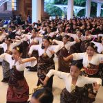 Peringatan Hari Tari Sedunia oleh Pemkot Denpasar bersama komunitas Naluri Manca.