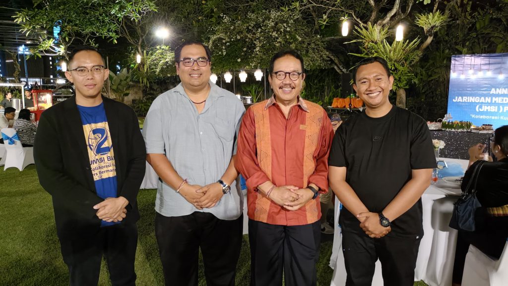 Kiri-kanan: Nyoman Adi Irawan - Ketua JMSI Bali, Chef Bayu Kristiawan - Ketua Sanur Chef Community, Cok Ace - Ketua Dewan Pembina JMSI Bali, Chef Alit - Wakil Ketua Sanur Chef Community.