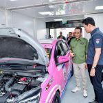 Mobil Balap dalam Kartini Race Mandalika.