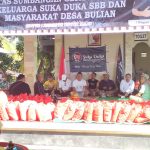 Penyalurkan paket sembako kepada para lanjut usia dan warga kurang mampu oleh Semeton Bulian Bersatu, Sabtu (9/5/2026).