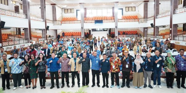 Forum Komunikasi Perguruan Tinggi Perikanan dan Kelautan Indonesia (FKPTPKI).