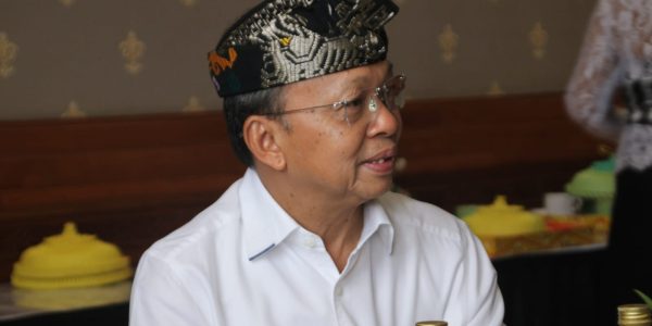 Wayan Koster