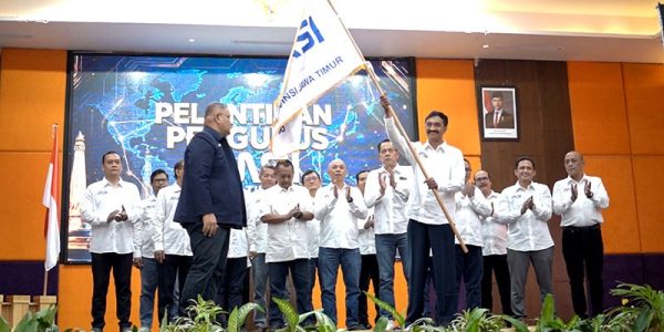 Pelantikan Pengurus JMSI Jatim, Rabu (10/6).