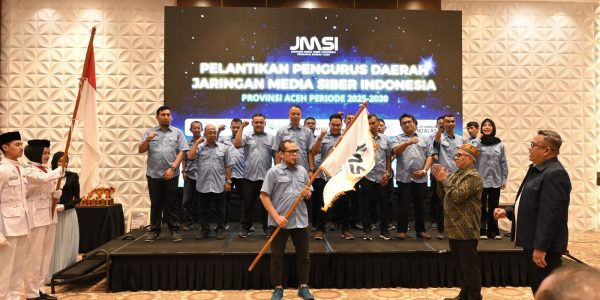 Ketua Dewan Pakar JMSI Hendri Ch Bangun, saat melantik Kepengurusan Pengurus Daerah (Pengda) JMSI Aceh 2025-2030, Jumat 12 Juni 2026.