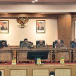 Rapat Paripurna DPRD Provinsi Bali, Jumat (19/6).