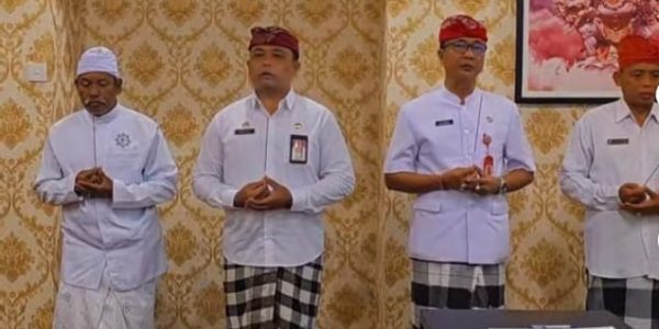Pelantikan sekaligus Pengambilan Sumpah Janji Sejumlah Pejabat Jabatan Pimpinan Tinggi Pratama, Administrator, dan Pengawas di lingkungan Pemerintah Kabupaten Tabanan.