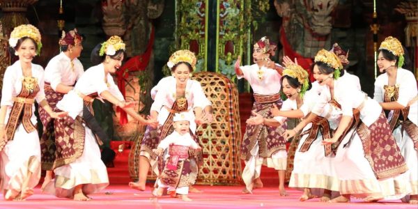 Persembahan Tari Kreasi Duta Kabupaten Tabanan di PKB 2026.