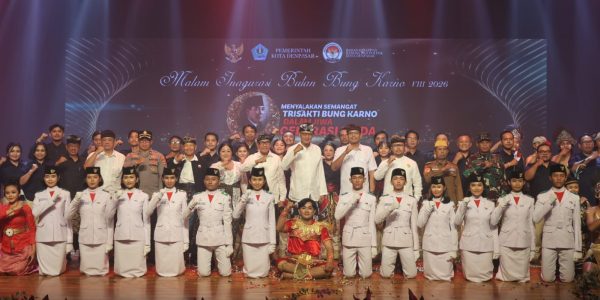 Sekda Kota Denpasar, I Gusti Ngurah Eddy Mulya menghadiri Malam Inagurasi Bulan Bung Karno VIII Tahun 2026 di Gedung Taksu, Dharma Negara Alaya Denpasar, Selasa (30/6) malam, sebagai momentum memperkuat semangat nasionalisme generasi muda.