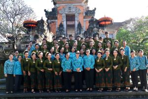 Paduan Suara Kabupaten Tabanan pada Puncak Peringatan Hari Kesatuan Gerak (HKG) PKK ke-54 Tingkat Provinsi Bali Tahun 2026.