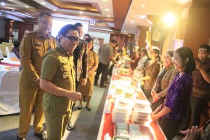 Wakil Walikota Denpasar, I Kadek Agus Arya Wibawa dalam kesempatan membuka penyelenggaraan Temu Usaha Penanaman Modal Tahun 2026 yang digelar DPMPTSP Kota Denpasar di Graha Sewakadarma, Lumintang, Senin (27/7).