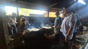 Proses Pembuatan Keripik Belut UD Indra Dwi Ananda di Jalan Gandamayu, Banjar Culag Calig, Desa Mengwitani, Kecamatan Mengwi, Badung.