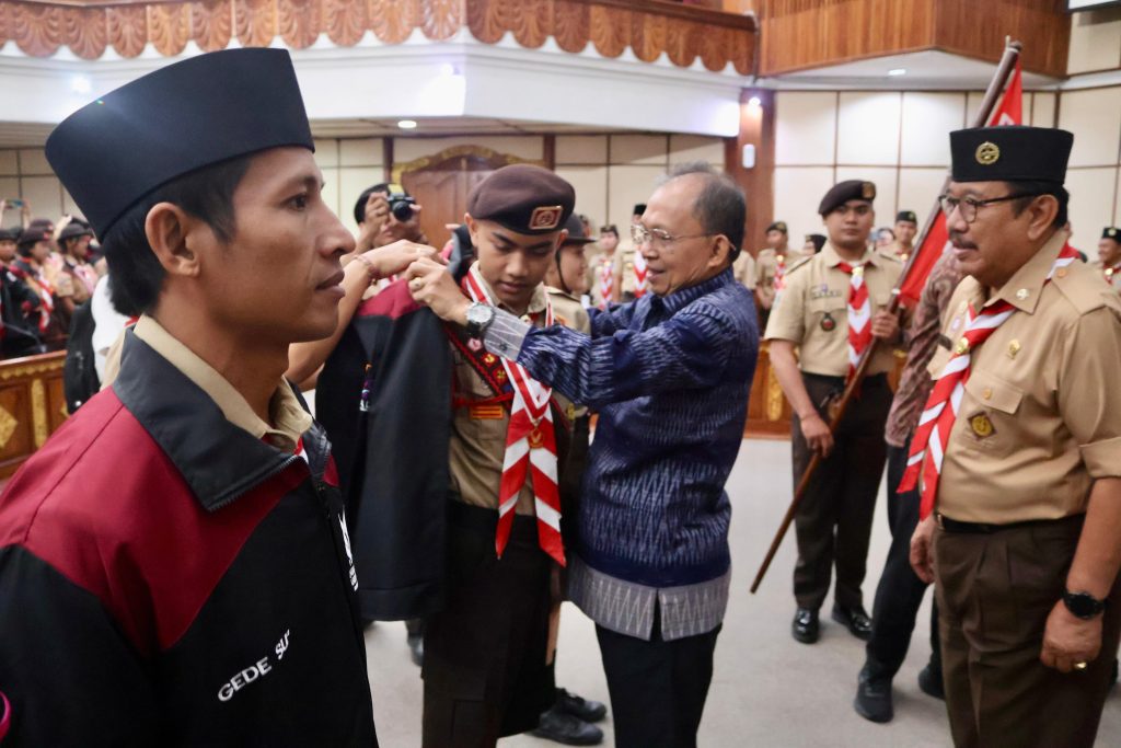 Pelepasan Kontingen Pramuka Bali menuju Jambore Nasional XII di Bumi Perkemahan Graha Wisata Cibubur.