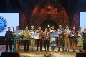 Sekda Denpasar Eddy Mulya menghadiri Pemilihan Kids & Duta Forum Maritim Bali 2026 di DNA Denpasar, Sabtu (22/8).