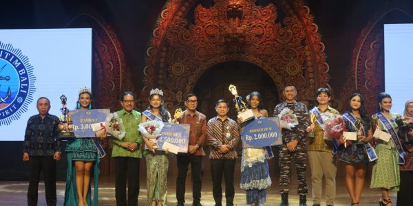 Sekda Denpasar Eddy Mulya menghadiri Pemilihan Kids & Duta Forum Maritim Bali 2026 di DNA Denpasar, Sabtu (22/8).