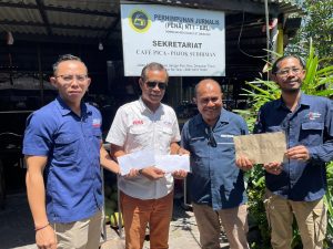 Tiga Organisasi Pers AMSI, JMSI dan SMSI Penyerahan donasi untuk korban Bencana NTT.