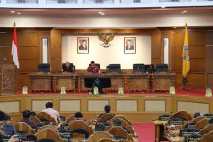 Rapat Paripurna DPRD Provinsi Bali, Senin (7/9).
